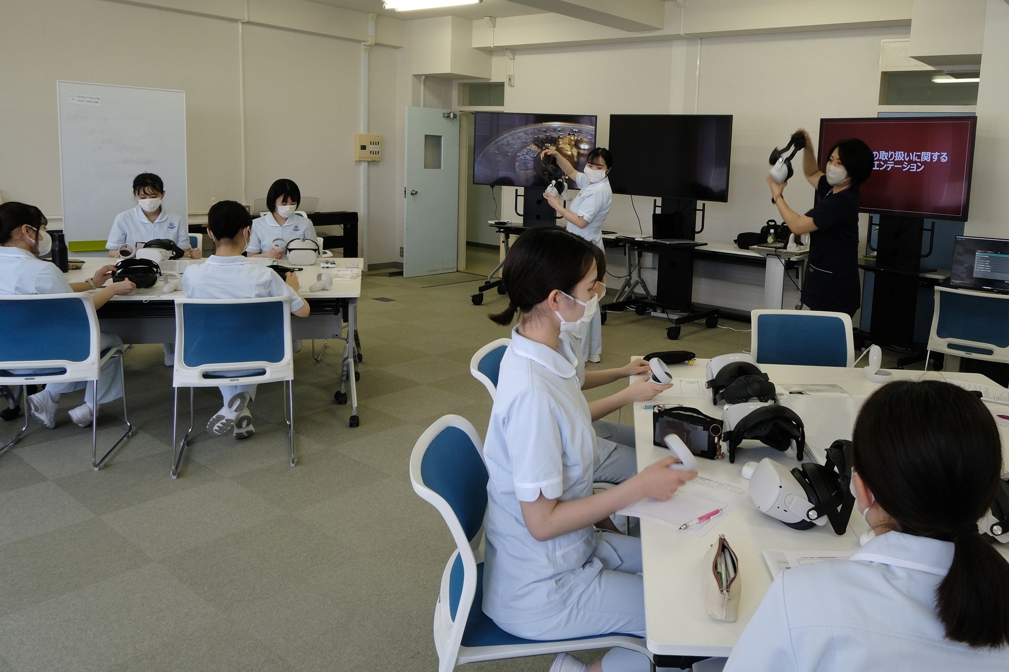 VRを使用した看護演習