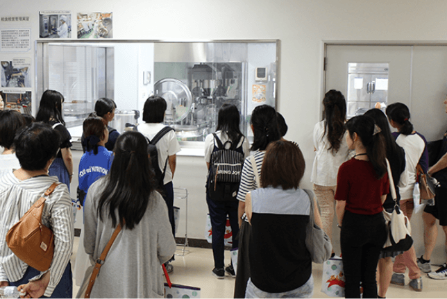 栄養学部の施設見学